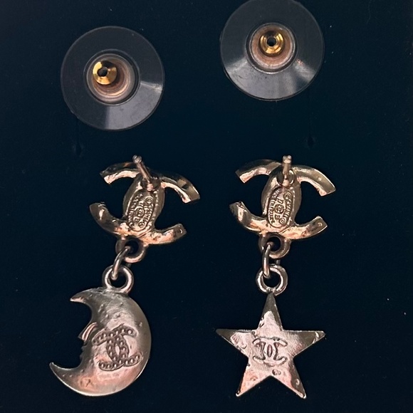CHANEL Crystal CC Logo Star And Moon Earrings - Picture 3 of 12